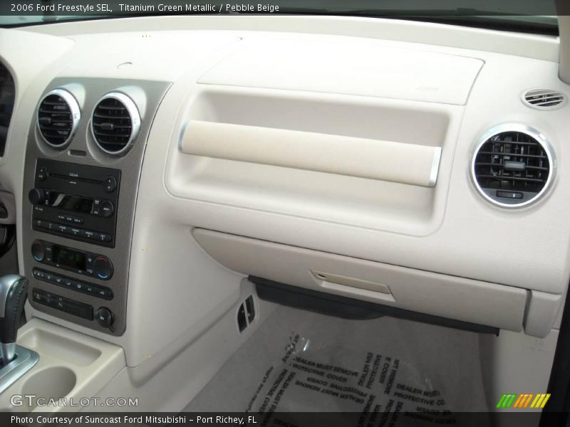 Titanium Green Metallic / Pebble Beige 2006 Ford Freestyle SEL