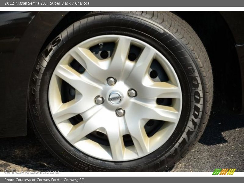 Super Black / Charcoal 2012 Nissan Sentra 2.0