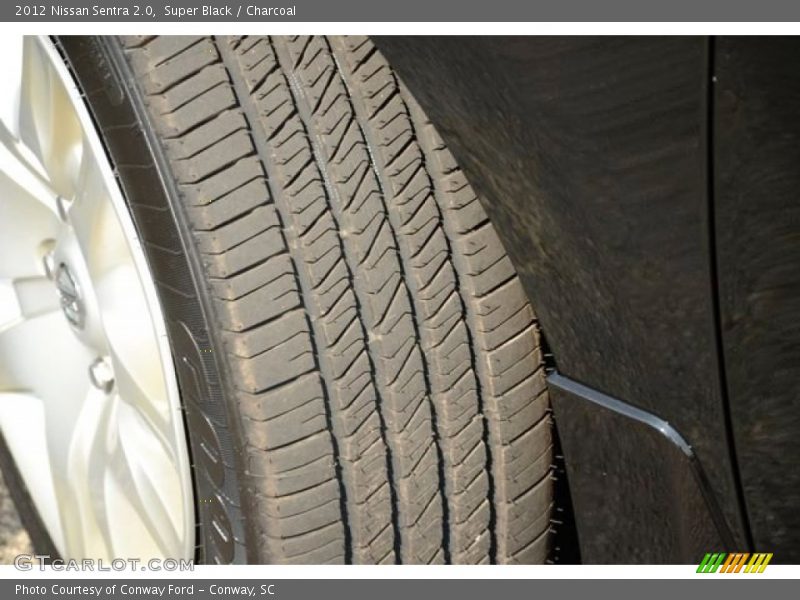 Super Black / Charcoal 2012 Nissan Sentra 2.0