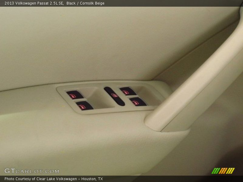 Black / Cornsilk Beige 2013 Volkswagen Passat 2.5L SE