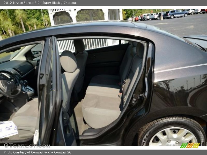 Super Black / Charcoal 2012 Nissan Sentra 2.0