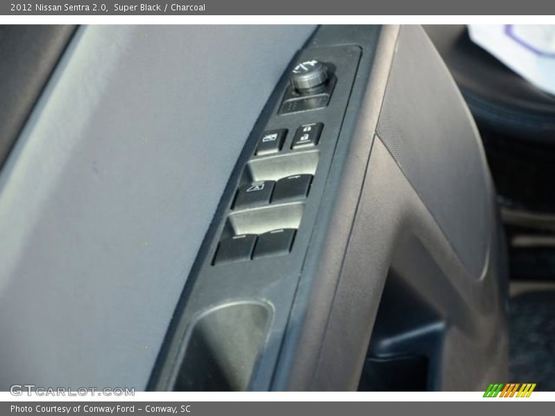 Super Black / Charcoal 2012 Nissan Sentra 2.0
