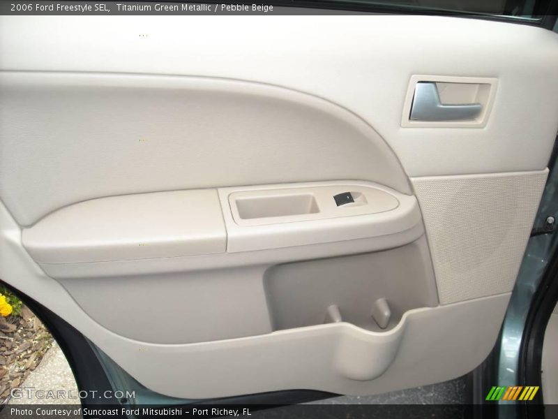 Titanium Green Metallic / Pebble Beige 2006 Ford Freestyle SEL