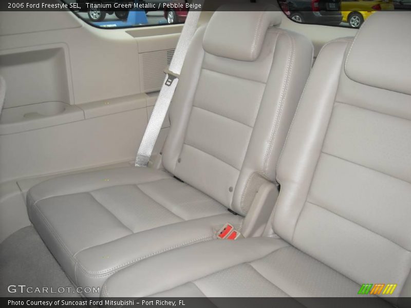 Titanium Green Metallic / Pebble Beige 2006 Ford Freestyle SEL