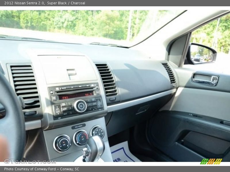 Super Black / Charcoal 2012 Nissan Sentra 2.0
