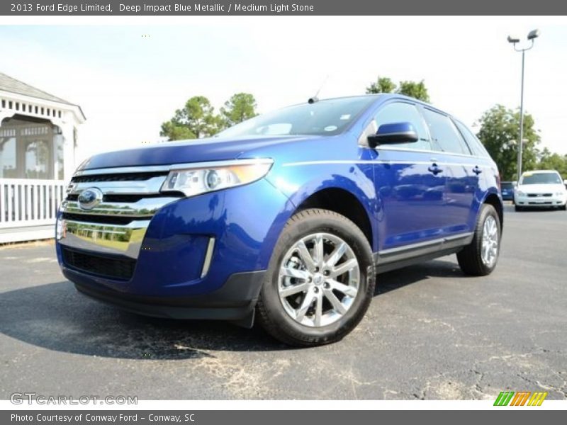 Front 3/4 View of 2013 Edge Limited