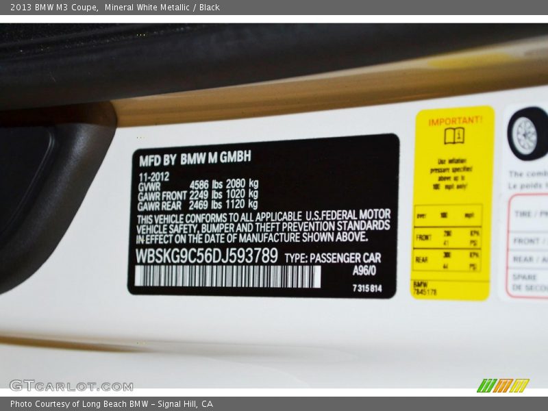 2013 M3 Coupe Mineral White Metallic Color Code A96