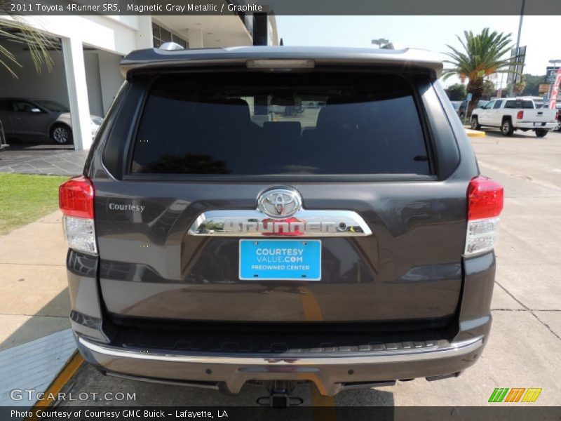 Magnetic Gray Metallic / Graphite 2011 Toyota 4Runner SR5