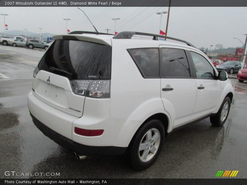 Diamond White Pearl / Beige 2007 Mitsubishi Outlander LS 4WD