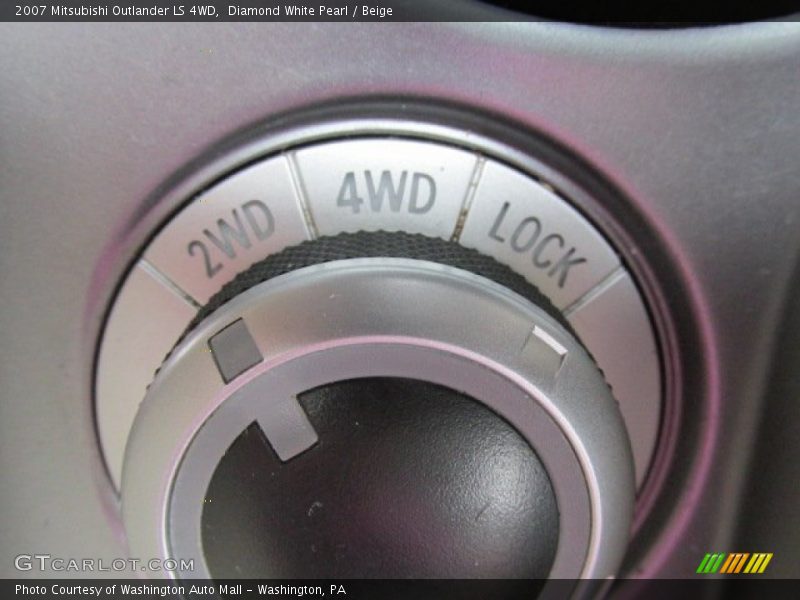Diamond White Pearl / Beige 2007 Mitsubishi Outlander LS 4WD