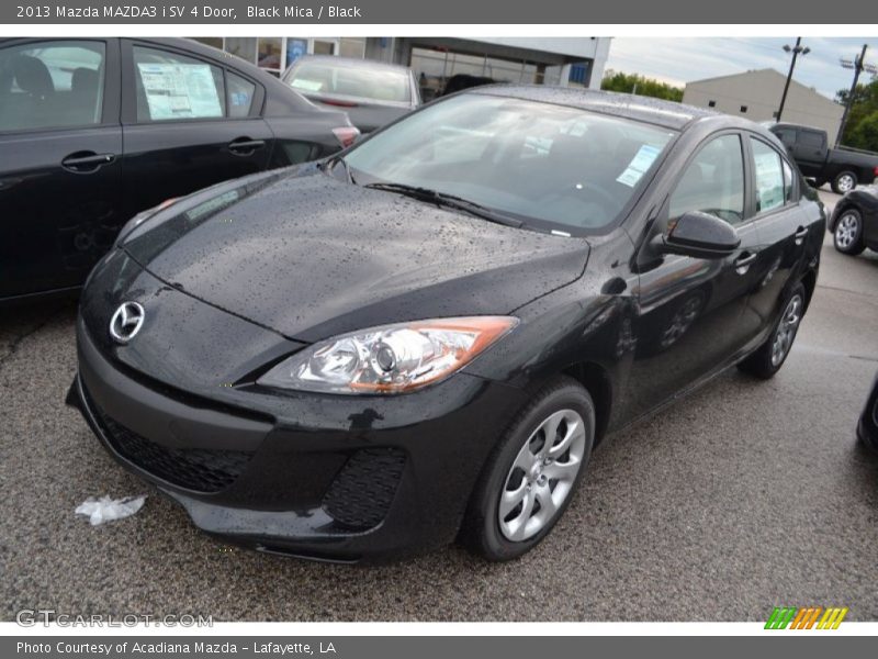 Front 3/4 View of 2013 MAZDA3 i SV 4 Door
