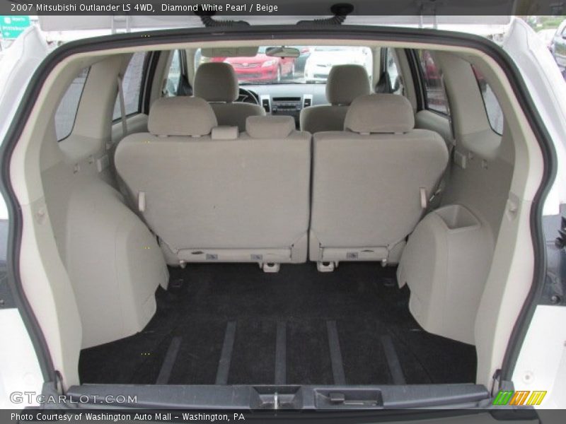 Diamond White Pearl / Beige 2007 Mitsubishi Outlander LS 4WD