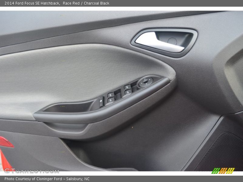 Race Red / Charcoal Black 2014 Ford Focus SE Hatchback