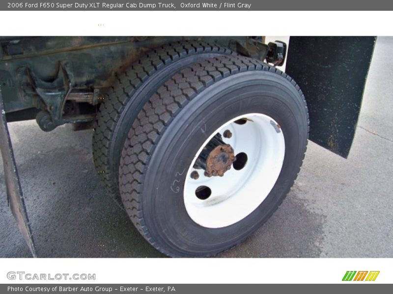 Oxford White / Flint Gray 2006 Ford F650 Super Duty XLT Regular Cab Dump Truck