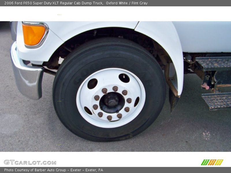Oxford White / Flint Gray 2006 Ford F650 Super Duty XLT Regular Cab Dump Truck