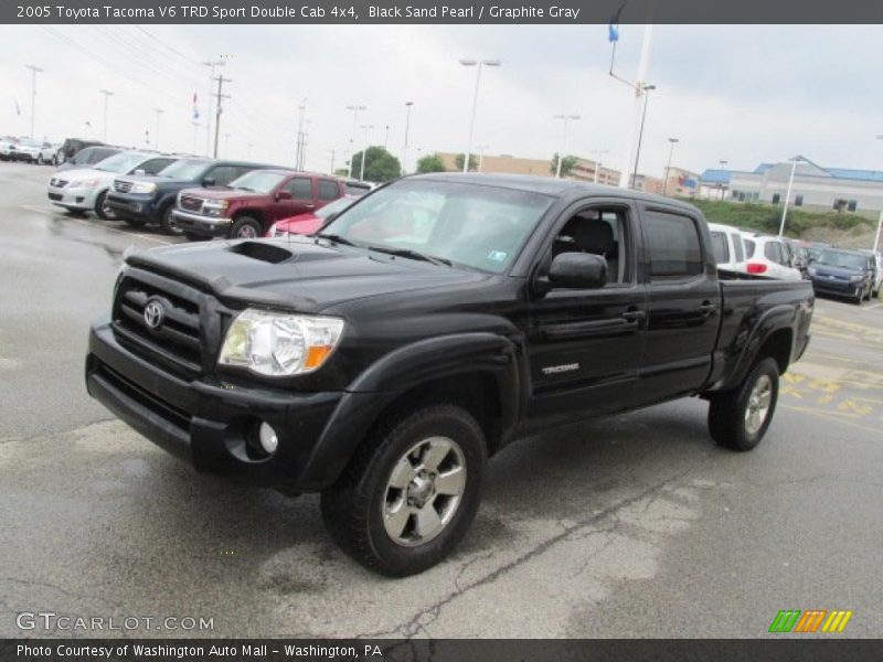 Front 3/4 View of 2005 Tacoma V6 TRD Sport Double Cab 4x4