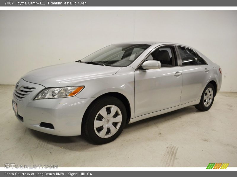 Front 3/4 View of 2007 Camry LE