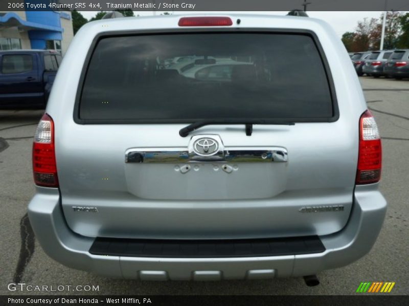 Titanium Metallic / Stone Gray 2006 Toyota 4Runner SR5 4x4