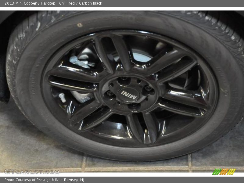 Chili Red / Carbon Black 2013 Mini Cooper S Hardtop