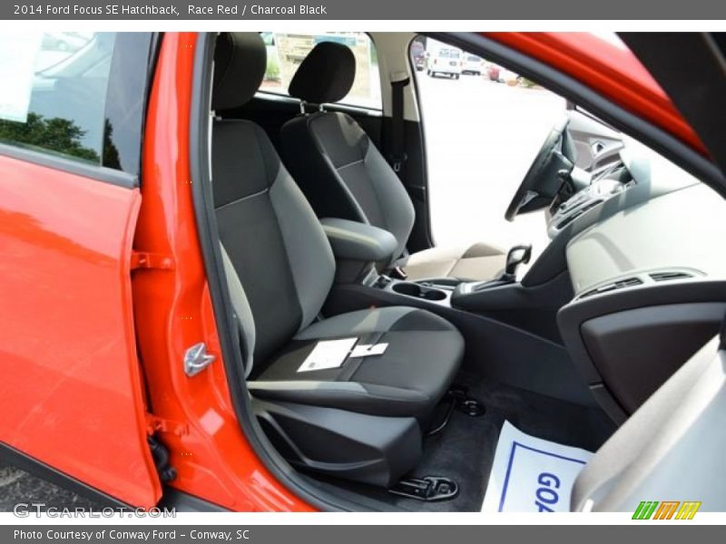 Race Red / Charcoal Black 2014 Ford Focus SE Hatchback