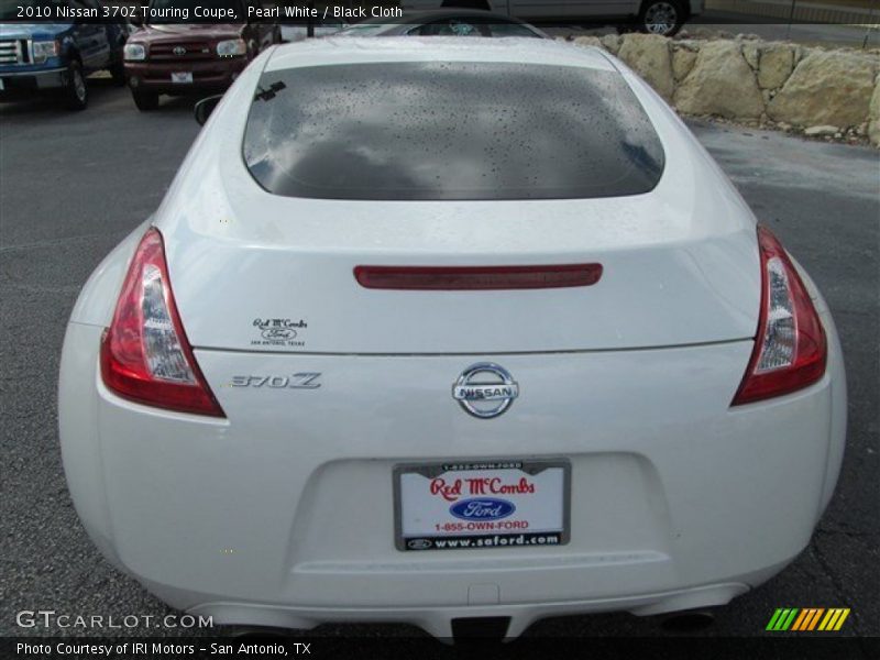 Pearl White / Black Cloth 2010 Nissan 370Z Touring Coupe