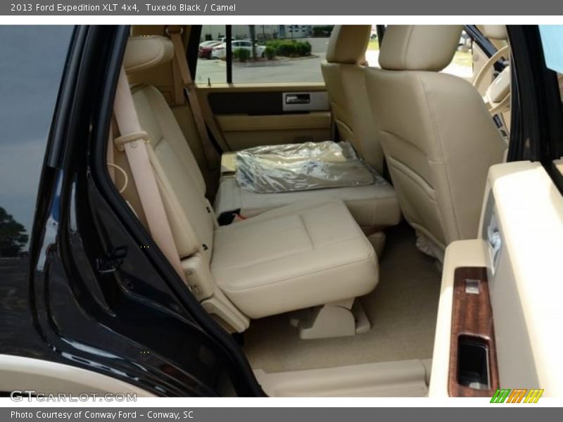 Tuxedo Black / Camel 2013 Ford Expedition XLT 4x4
