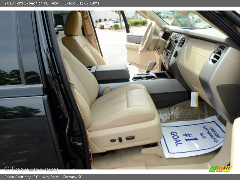 Tuxedo Black / Camel 2013 Ford Expedition XLT 4x4