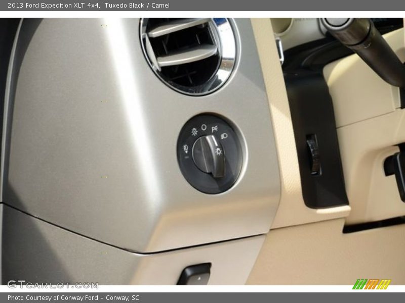 Tuxedo Black / Camel 2013 Ford Expedition XLT 4x4