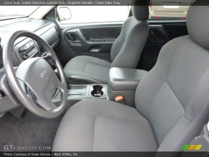 Front Seat of 2004 Grand Cherokee Laredo 4x4