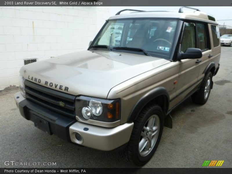 White Gold / Alpaca Beige 2003 Land Rover Discovery SE
