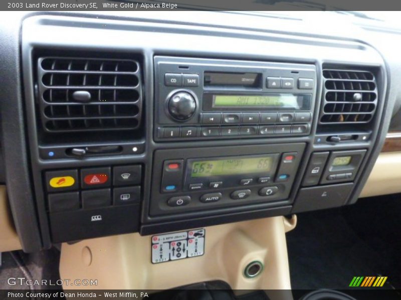 White Gold / Alpaca Beige 2003 Land Rover Discovery SE