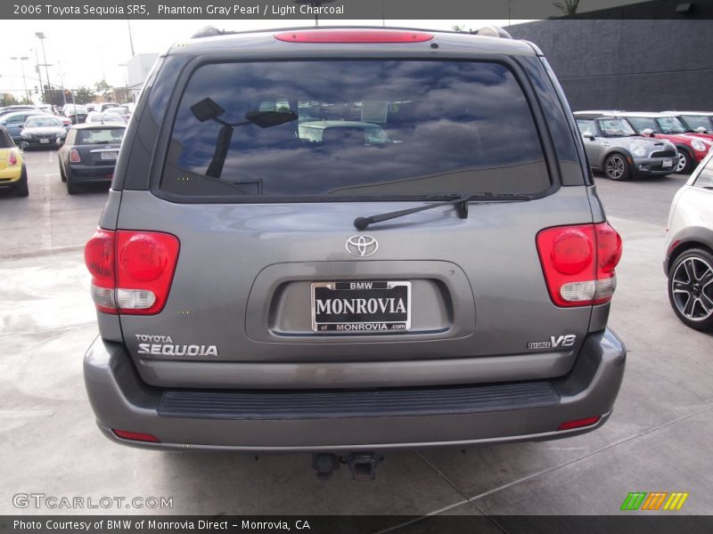 Phantom Gray Pearl / Light Charcoal 2006 Toyota Sequoia SR5