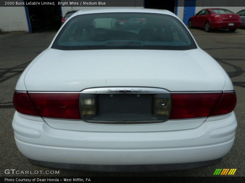 Bright White / Medium Blue 2000 Buick LeSabre Limited