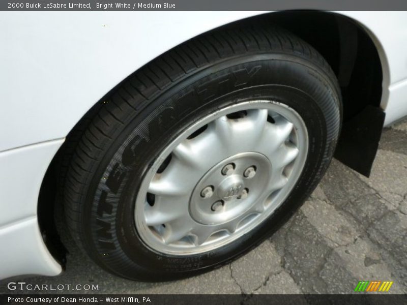 Bright White / Medium Blue 2000 Buick LeSabre Limited