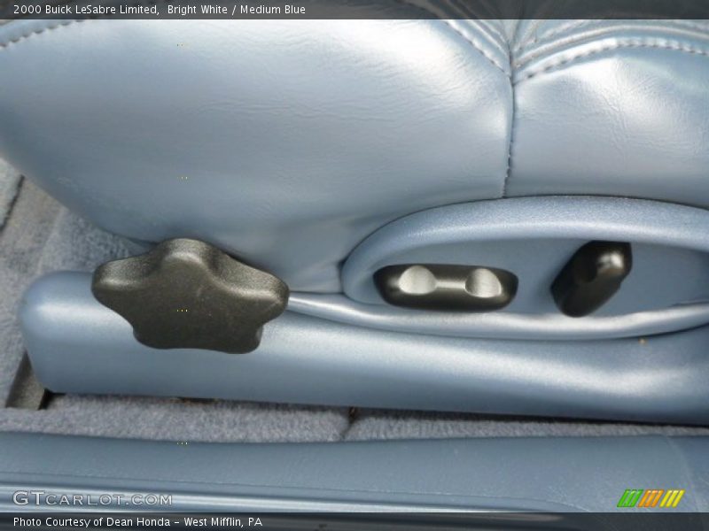 Bright White / Medium Blue 2000 Buick LeSabre Limited
