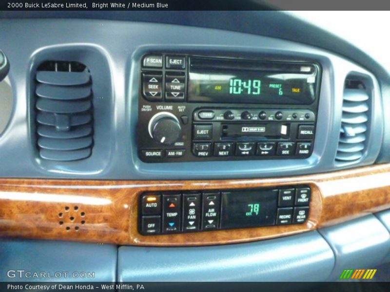 Bright White / Medium Blue 2000 Buick LeSabre Limited