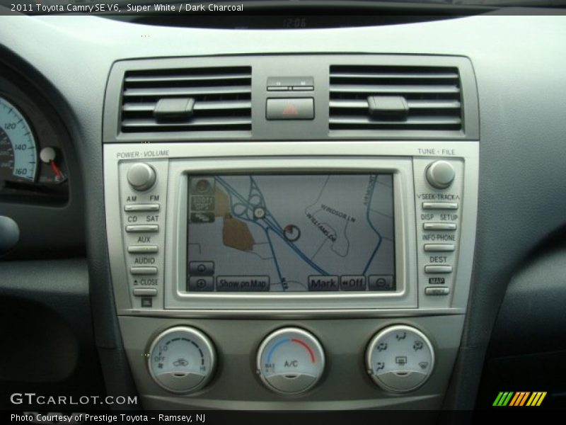 Super White / Dark Charcoal 2011 Toyota Camry SE V6