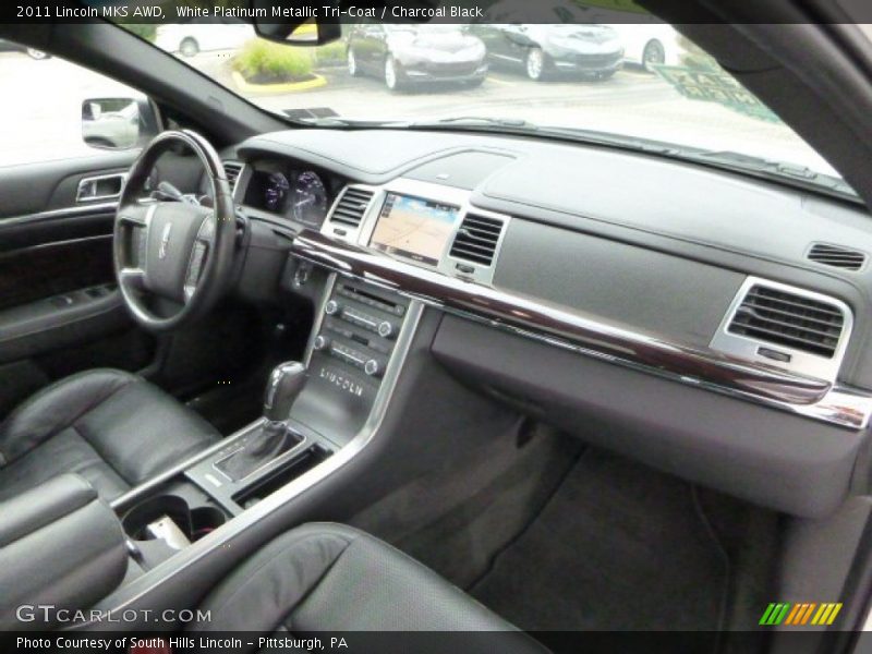 White Platinum Metallic Tri-Coat / Charcoal Black 2011 Lincoln MKS AWD