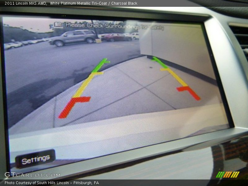 White Platinum Metallic Tri-Coat / Charcoal Black 2011 Lincoln MKS AWD