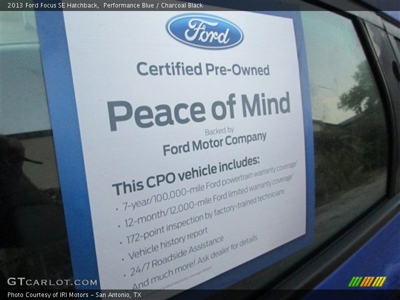 Performance Blue / Charcoal Black 2013 Ford Focus SE Hatchback