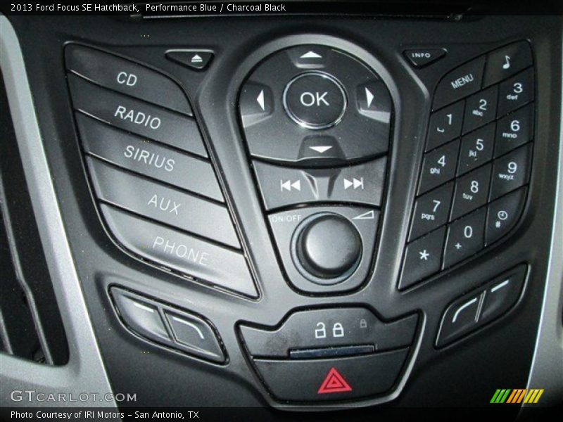 Controls of 2013 Focus SE Hatchback