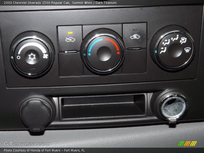 Summit White / Dark Titanium 2009 Chevrolet Silverado 1500 Regular Cab