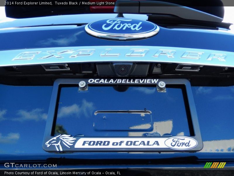 Tuxedo Black / Medium Light Stone 2014 Ford Explorer Limited