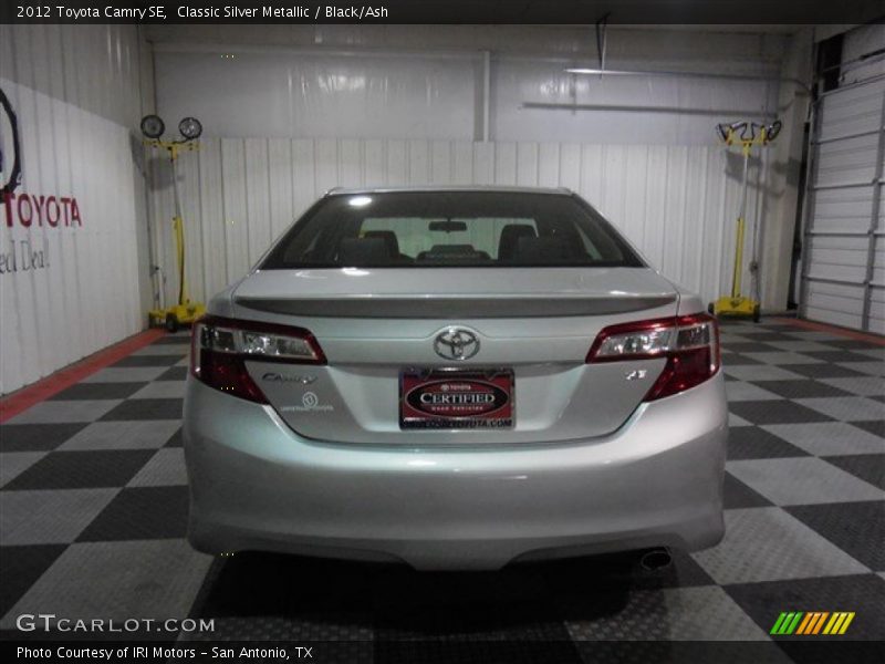 Classic Silver Metallic / Black/Ash 2012 Toyota Camry SE