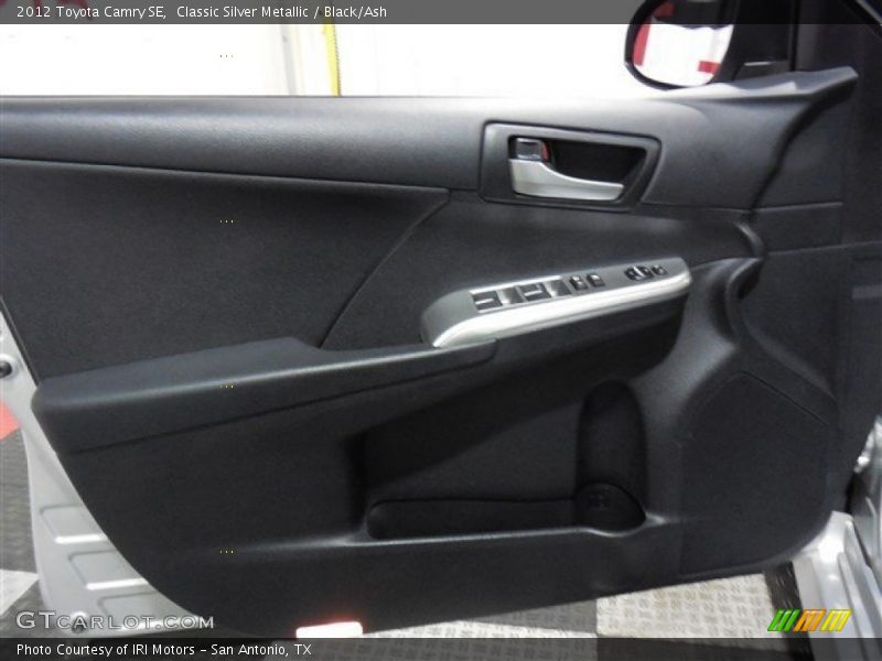 Classic Silver Metallic / Black/Ash 2012 Toyota Camry SE