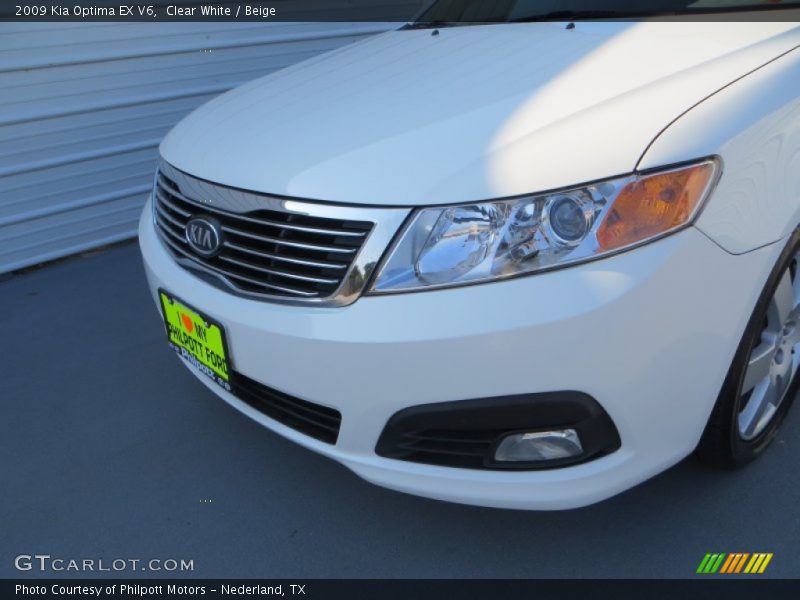 Clear White / Beige 2009 Kia Optima EX V6