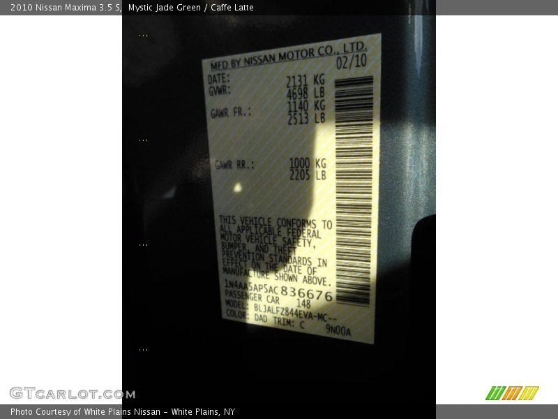Mystic Jade Green / Caffe Latte 2010 Nissan Maxima 3.5 S