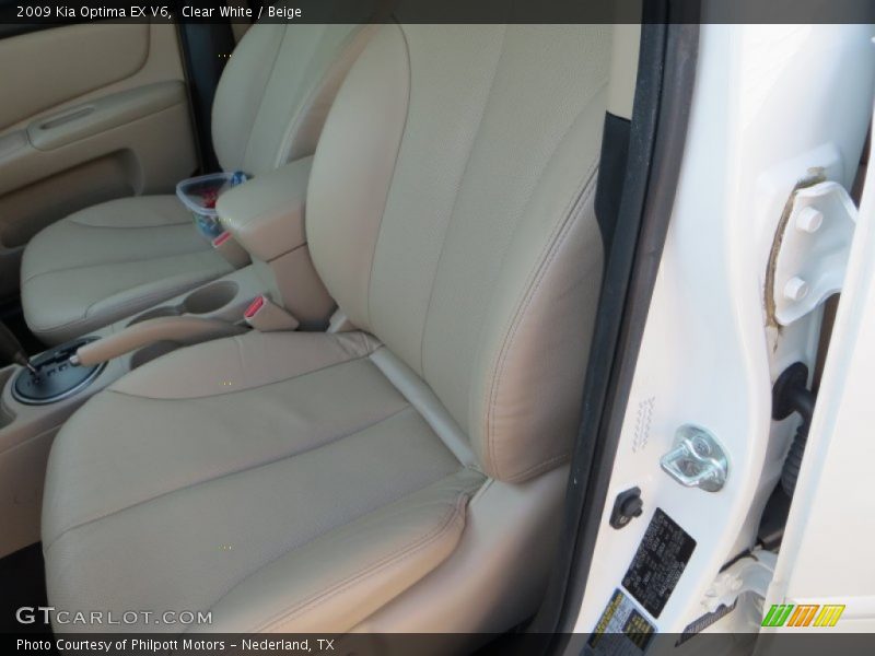 Clear White / Beige 2009 Kia Optima EX V6