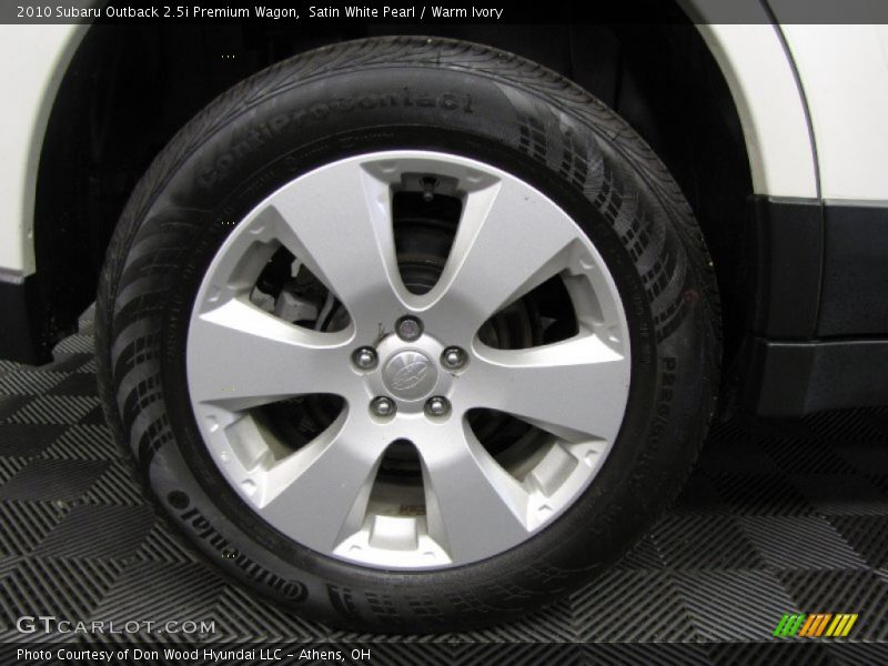 Satin White Pearl / Warm Ivory 2010 Subaru Outback 2.5i Premium Wagon