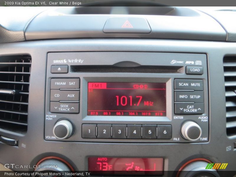 Clear White / Beige 2009 Kia Optima EX V6